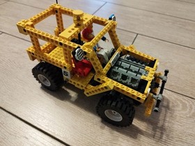 Vintage Lego Technic 8850 Rally Support Truck Complete with Instructions