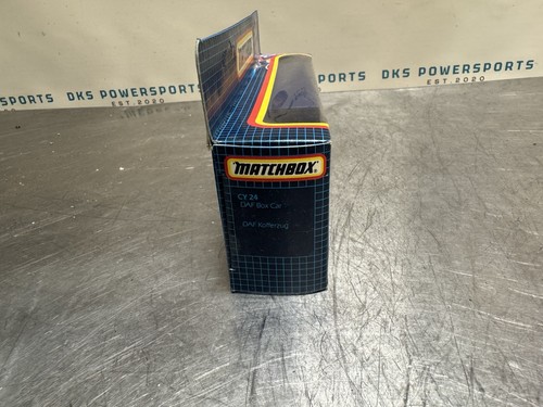 1987 Matchbox Convoy PICKFORDS MOVING DAF BOX TRUCK # CY24 - NOS ! - Picture 2 of 4