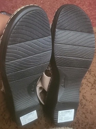 Sandalias de cuña Clarks para mujer 8,5 Merliah Sheryl arena metálica con cordones nuevas sin caja - Imagen 5 de 7