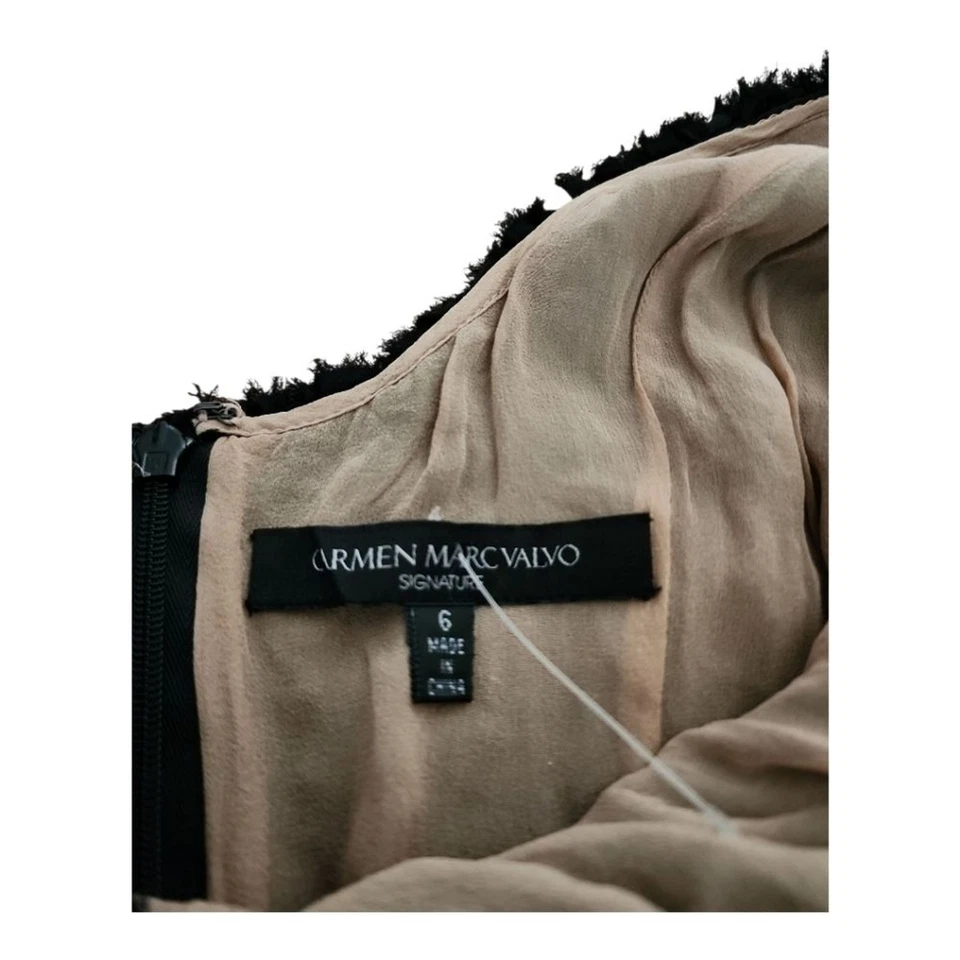 Vestido de Seda Carmen Marc Valvo Talla 6 Patrón de Encaje Forrado Silueta Vestido de Cóctel Foto 2 de 4