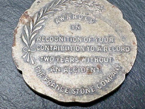 FRANKREICH STONE CO STEINBRUCH ZWEI JAHRE OHNE UNFALL MITARBEITER AUSZEICHNUNG ANHÄNGER MEDAILLE H428 - Bild 5 von 6