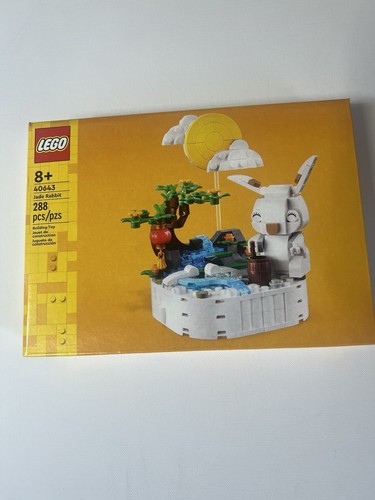 LEGO Iconic: Jade Rabbit (40643) - Picture 6 of 7