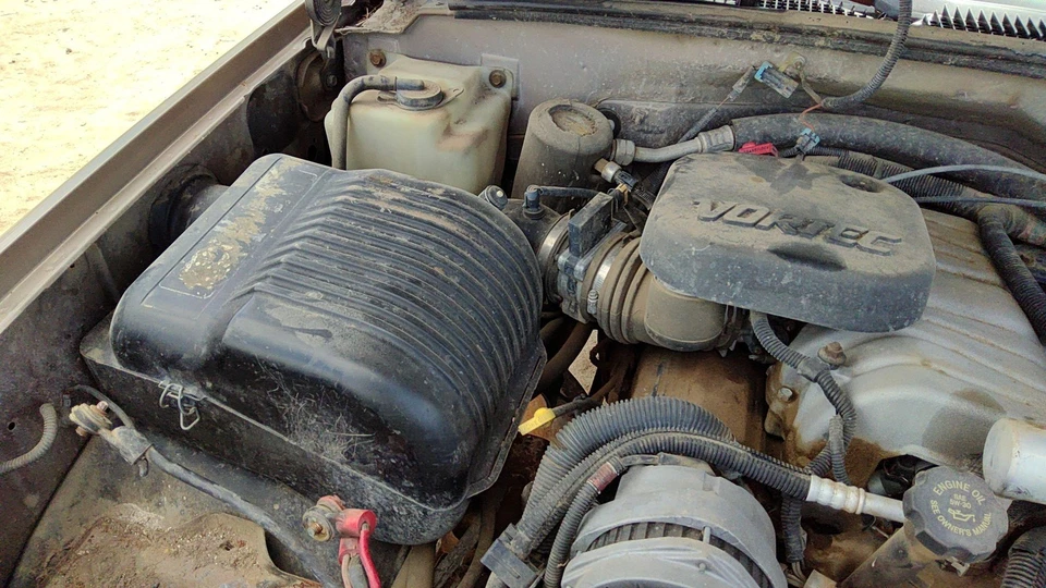 1996-00 Silverado 2500 Complete Air Intake Filter Box Housing With Tube Oem 7.4l - Image 2 of 4