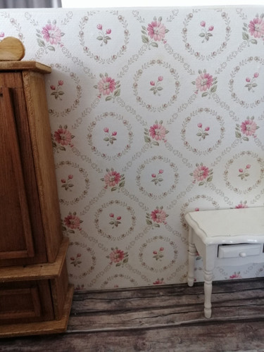 Echte alte Rosen-Papier- TAPETE,schön für die Puppenstube,29,5cmx53 - Bild 1 von 3