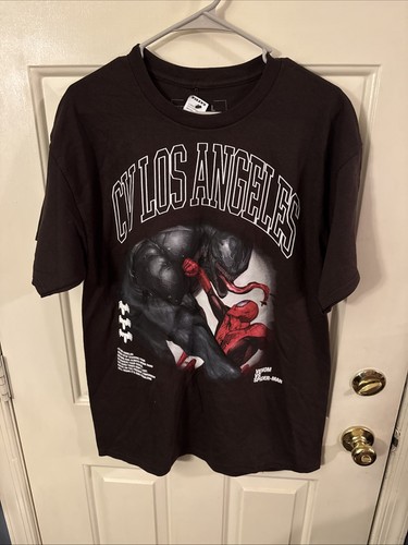 Large Venom Vs Spider-Man CvLA New T Shirt NWOT - Picture 1 of 8