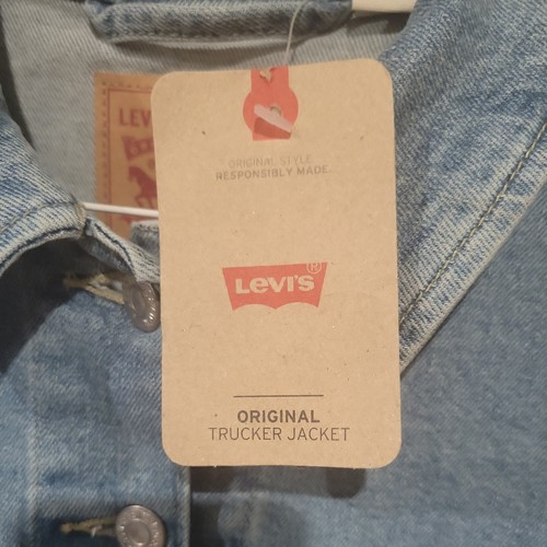 Levis Denim Jacket Womens 3X Medium Wash Cotton Pockets Button Front Trucker NEW - Picture 3 of 6