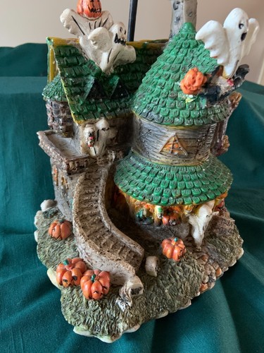 PULEO CO Fiber Optic 12" Lighted Haunted House Rotating Ghosts 2004 Halloween - Picture 3 of 15