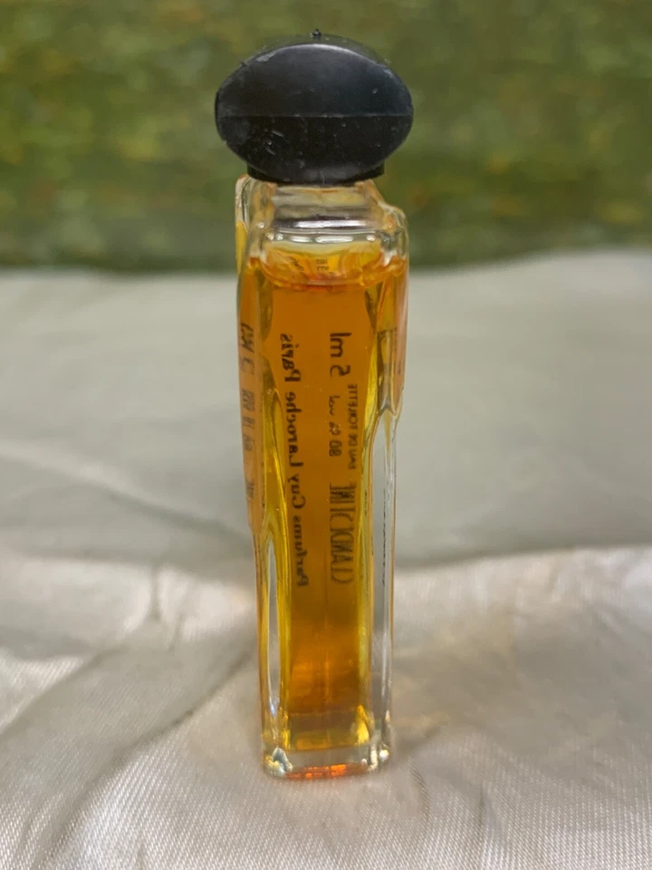 GUY LAROCHE CLANDESTINE 5ML EDT MINI SPLASH Foto 3 de 4