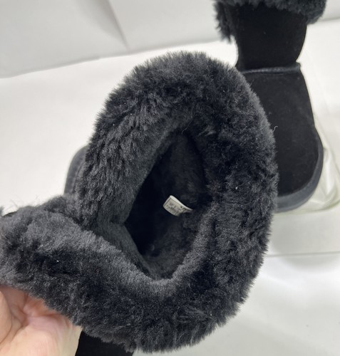 New Lamo Black Suede Boots Girls Size 2 US Faux Fur Cuff Cold Weather  - Picture 11 of 12