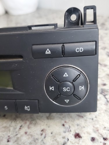 Becker Automotive CD Player Deck AM FM Radio Car Stereo - Picture 5 of 15