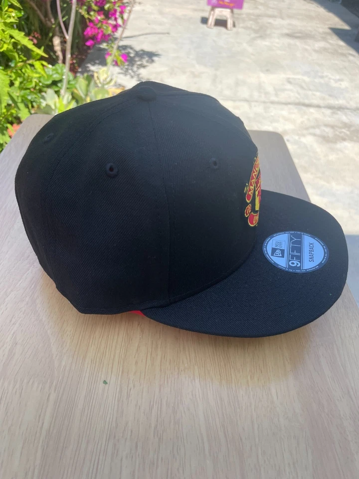 Gorra Manchester United Auténtica Licencia Ajustable Snapback Gorra Negra Foto 3 de 4
