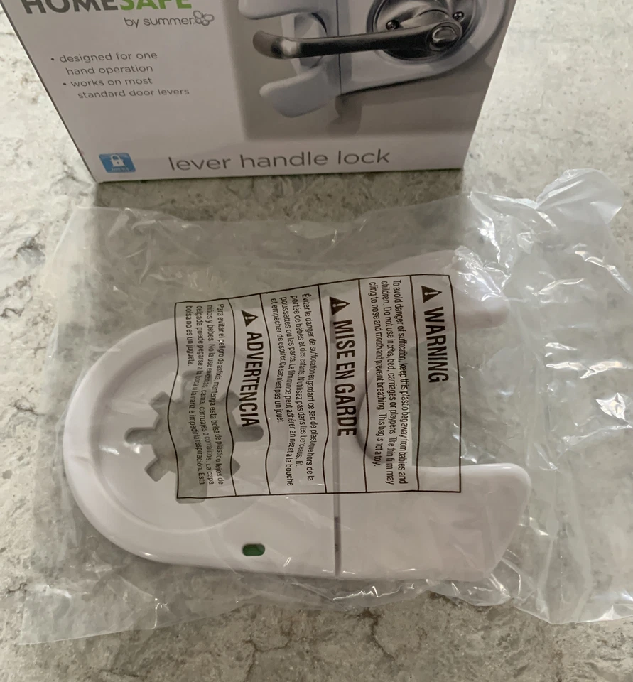 Bloqueo de manija de palanca Homesafe a prueba de niños por Summer Infant nuevo #30140 Foto 3 de 4