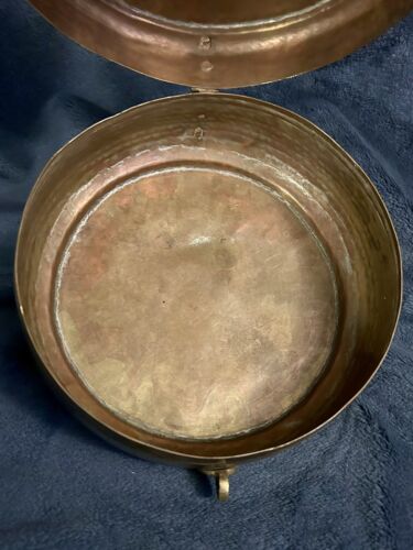 Indian Engraved Brass Round Chapatti Bread / Dowry Box •8.5”D •1129 Grams - Picture 16 of 16