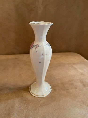 Lenox Rose Bud Petite Porcelain Vase 7.5" high Cream Ivory Vintage pink flower - Picture 3 of 6