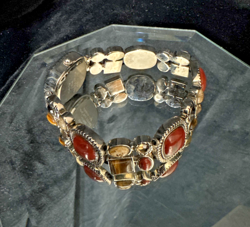 Vintage Avon Silver Toned Stretch Band Watch With Some And Glass Inserts - Picture 9 of 13