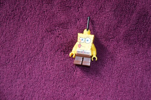 LEGO Spongebob Squarepants Intent Look Tongue Out Minifigure Bob008 RARE