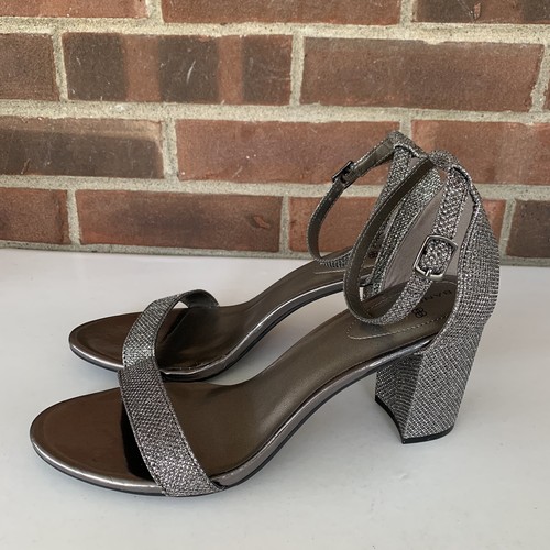 Bandolino Women's Armory Grey Glitter Dress Ankle Strap Sandals Size US 9.5 M - Picture 5 of 9