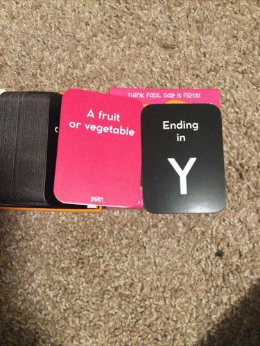 Gamewright Splurt! Portable Party Card Game Think Fast. Say it First! - Picture 2 of 3