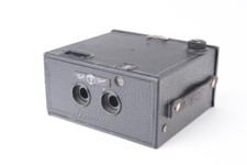 Stereo Puck Camera by Thornton Pickard. Size 6x8.5 cm on 120 film.