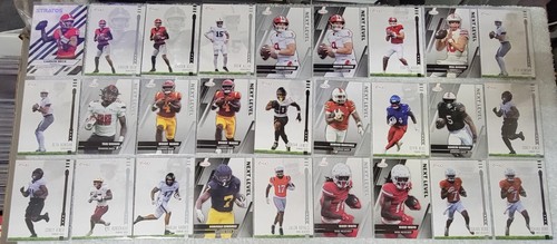 2025 SAGE & STRATOS NFL ALL RC Rookie Zestaw kart piłkarskich (X44) w idealnym stanie