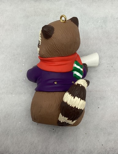 Vintage Hallmark Keepsake 1994 Across The Miles Ornament - Picture 7 of 18