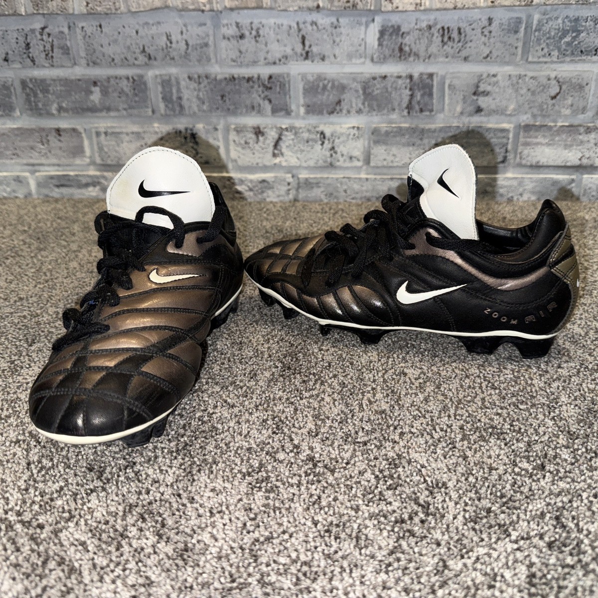 NIKE Total 90 Zoom Air 2001 Black-*Bronze* Football Cleats 1st