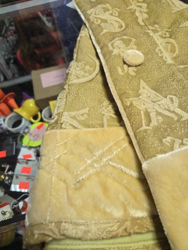 Gonna Albero di Natale Applique Angeli American Pacific Trapuntata 54" Bottoni - Foto 3 di 7