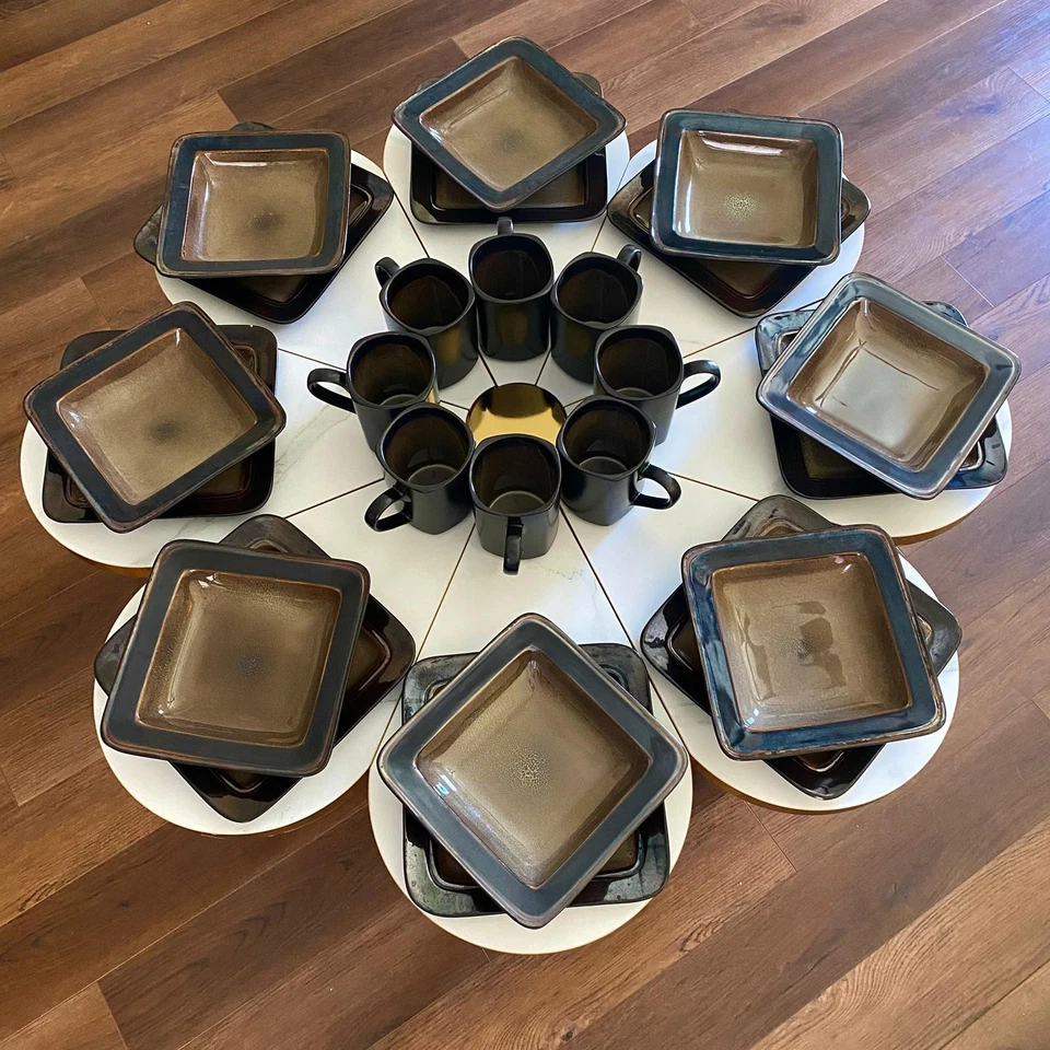 Juego de vajilla cuadrada Gibson Everyday China 28 piezas servicio para 8 platos tazas nuevo Foto 3 de 4