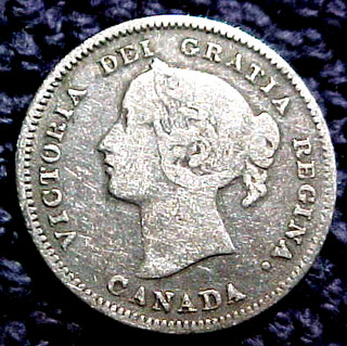 1900 CANADA FIVE CENT SILVER ....FREE SHIPPING......MIN. BID .01 & NO RESERVE!