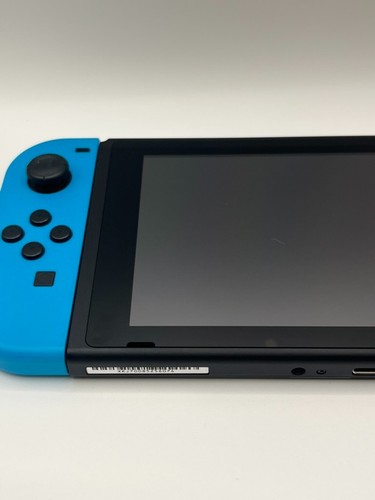 Nintendo Switch Console Set (Neon Red/Blue Joy-Con) – Fully Working, Tested - Picture 4 of 8