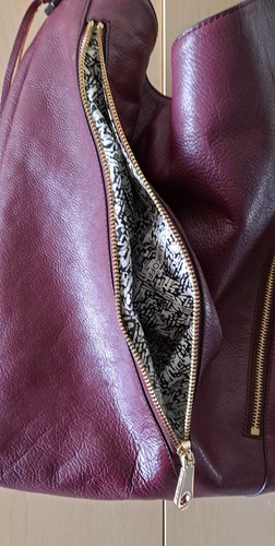 REBECCA MINKOFF LARGE ZIPPERED FRINGE BURGUNDY LEATHER HOBO BAG CROSSBODY OPTION - Picture 23 of 24