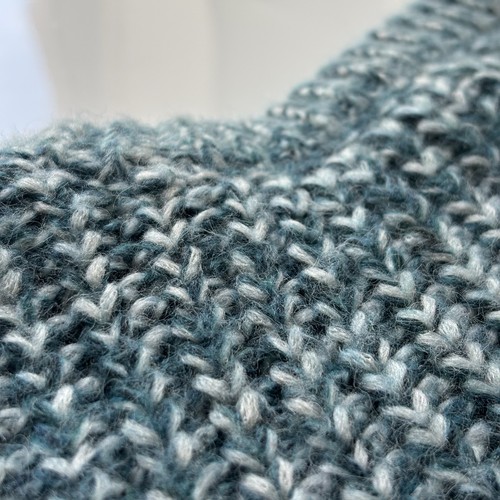 New LOFT Chunky Cable Knit Sweater Womens Small Wool Blend Blue White Relaxed - Picture 12 of 13