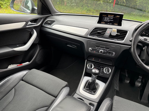 2014 Audi Q3 2.0 TDI S Line 5dr ESTATE Diesel Manual - Picture 13 of 18