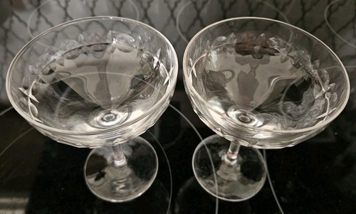 Set 2 Signed Lenox Candleglow Crystal Coupe Champagne Glasses - Picture 7 of 9