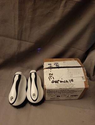 Amazon Basics Allzweck-Scheuerbürste rechteckig, 2er-Pack, weiß & schwarz