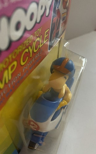 Snoopy Motorized Toy Jump Cycle Woodstock - Picture 10 of 11