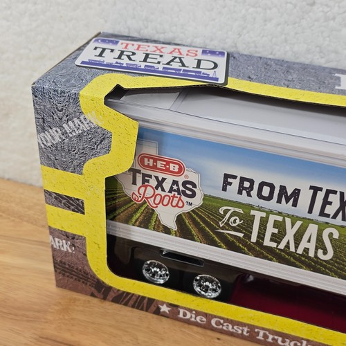 Diecast H.E.B Model Truck From TX Farms To Texas Tables Hauler 18 Wheeler 1:32 - Picture 8 of 17