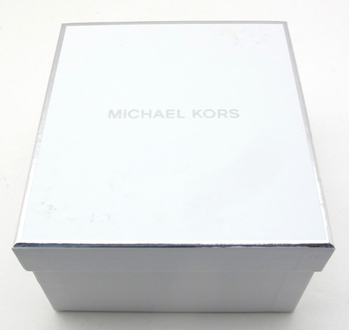 Neu im Karton Michael Kors Bommel Teddybärfell Schlüsselanhänger Handtasche Anhänger Optik weiß/gold - Bild 7 von 9