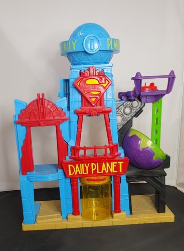 2015 Mattel Fisher Price Imaginext Superman Daily Planet DC Super Hero Playset - Picture 3 of 4