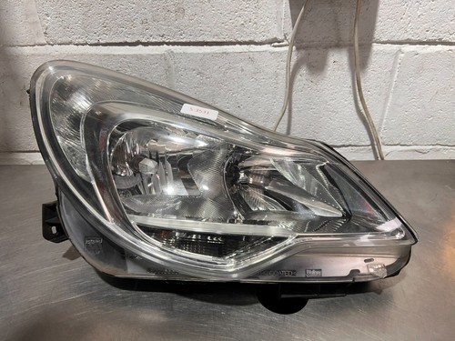 Vauxhall Corsa 2013 right/driver side headlight 13432892 (S3531) - 第 1/5 張圖片