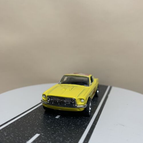 Matchbox Collectibles Coca-Cola 1968 Ford Mustang Cobra Jet Yellow 1:60 NM - Picture 3 of 17