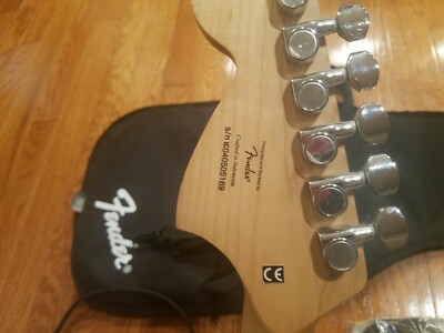 【メンテ済 】Squier Stratocaster Affinity ケース付 Amazon | Squier by Fender エレキギター Affinity Series