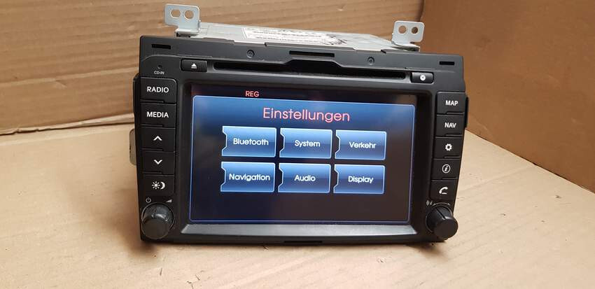 Radio Navigation CD Navi Kia Sportage III Navi LAN8900EKSL Display mit ...