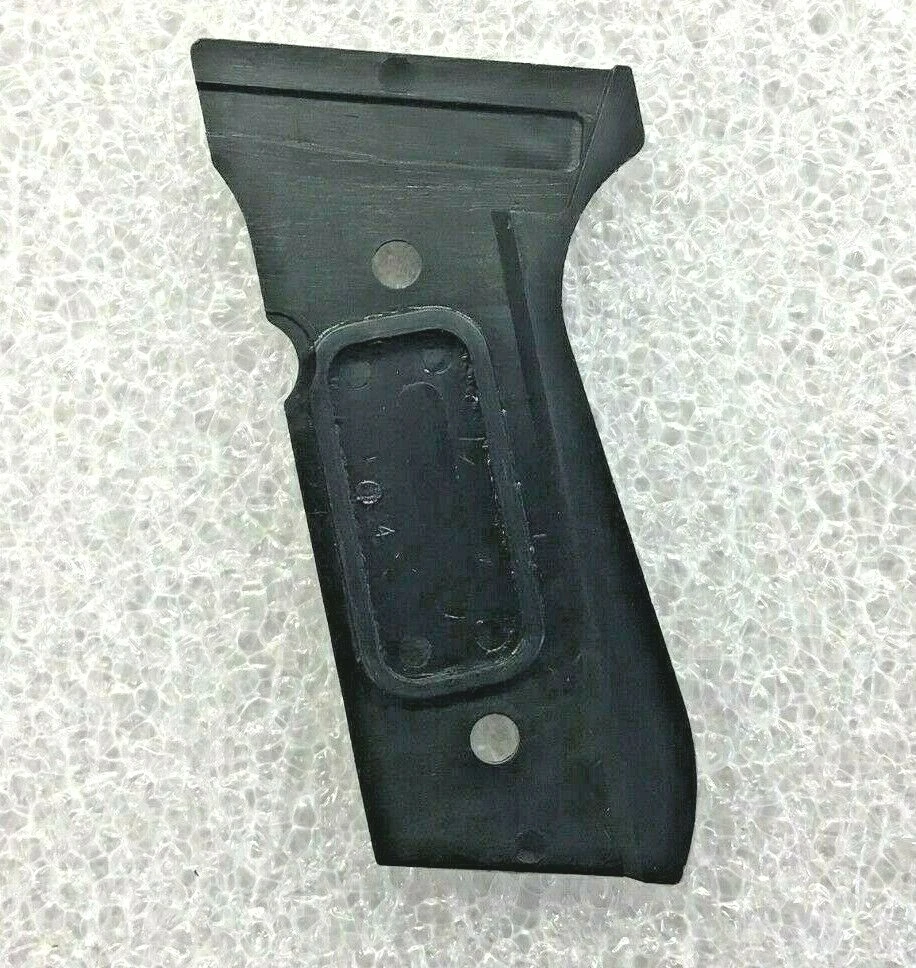 Beretta 92 / M9 9MM Pistol Grip, Right, One side, NEW, Black  