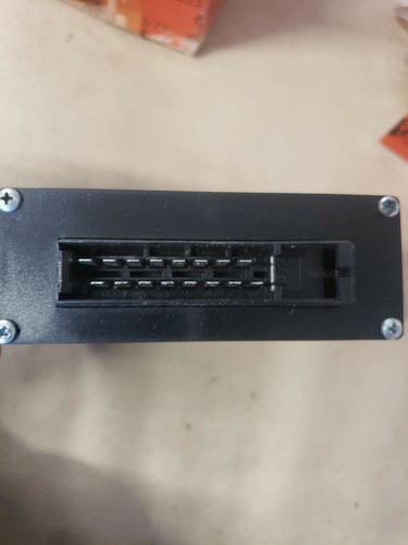 Alfa Romeo Spider Original automatic seat belt module NOS. 30400600 - Picture 3 of 9