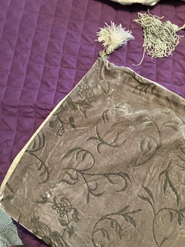 Pier One Asian Influence Silk Throw with Matching Pillow Case - Picture 7 of 9