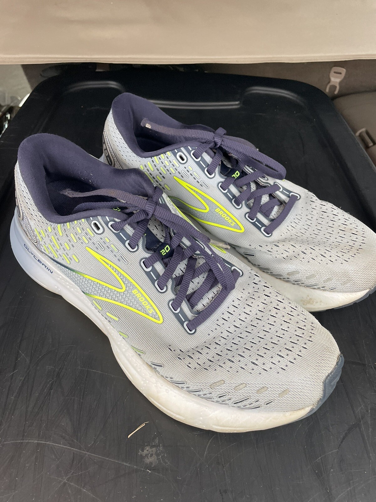 Brooks Glycerin GTS 20 Mens Running Walking Shoes Gray Athletic Size 9.