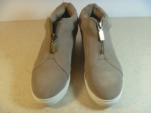 Blondo Bootie Sneakers Womens Size 6.5M Tan Suede Glenda Waterproof - Picture 2 of 7