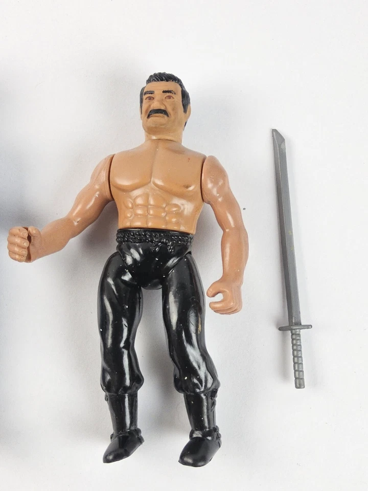 Lote de 3 figuras de acción de colección Remco Secret of the Ninja 1984 Kick Boxer Master Bo Foto 2 de 4