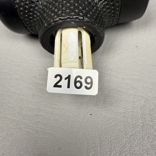 1998-2005 Volkswagen VW Beetle Bug  Automatic Auto Shift Shifter Knob Black OEM - Picture 14 of 14